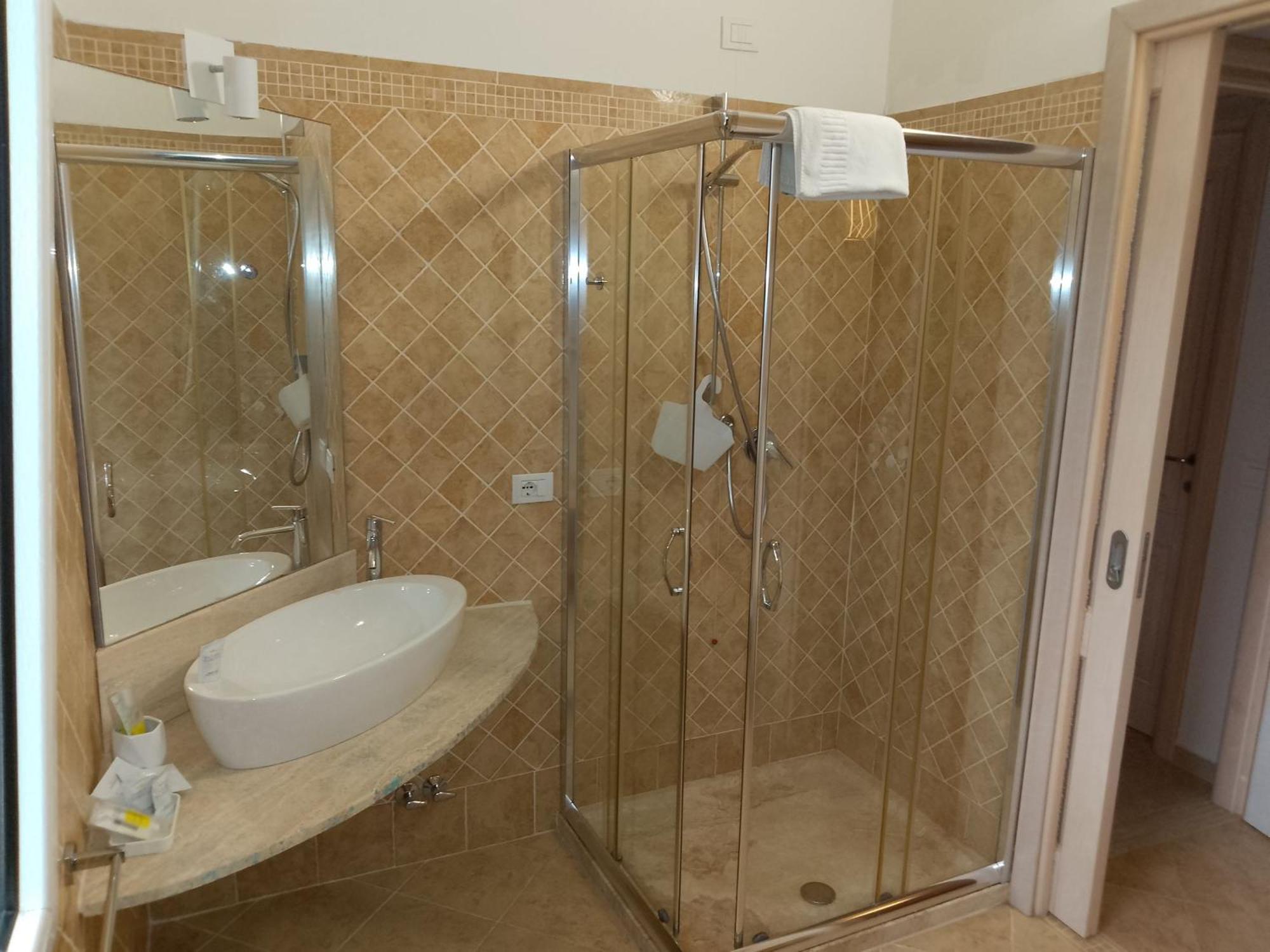 Villa Florida - Prestige Exclusive Rooms & Luxury Villas San Teodoro  Zewnętrze zdjęcie